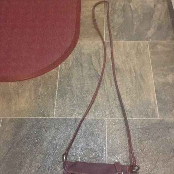 Fossil small hand bag with long strap - Picture 3 of 13